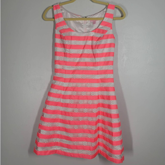 Lilly Pulitzer Joslin Flutter Dress Size 2 Floral Embroidered Mesh Striped Pink - Picture 1 of 8
